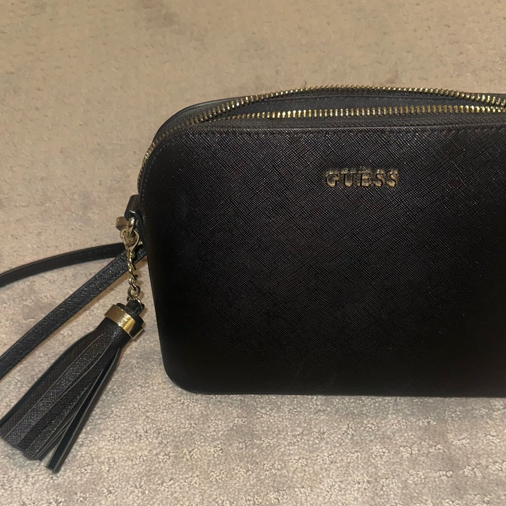 GUESS Crossbody bag